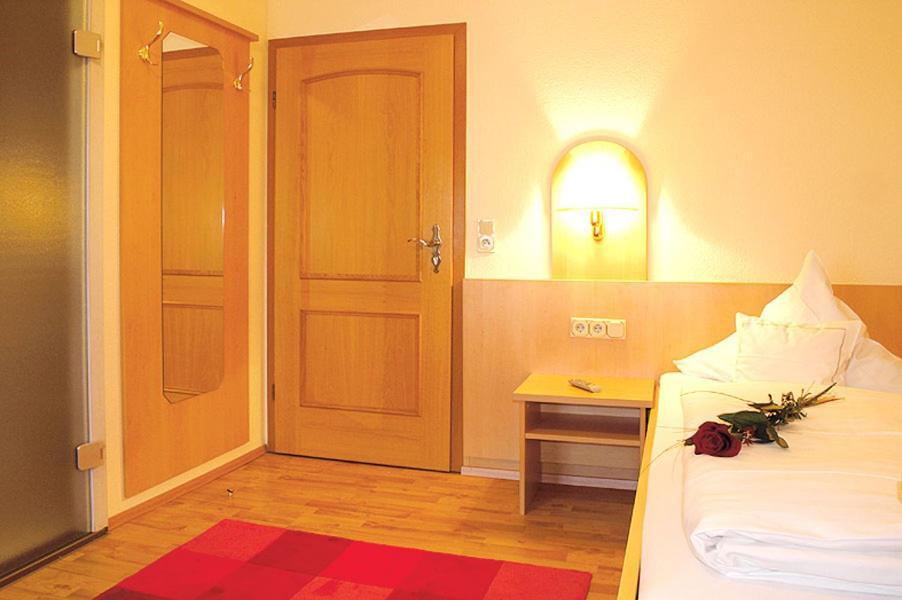 Hotel Landgasthof Gruener Baum Hochdorf  외부 사진